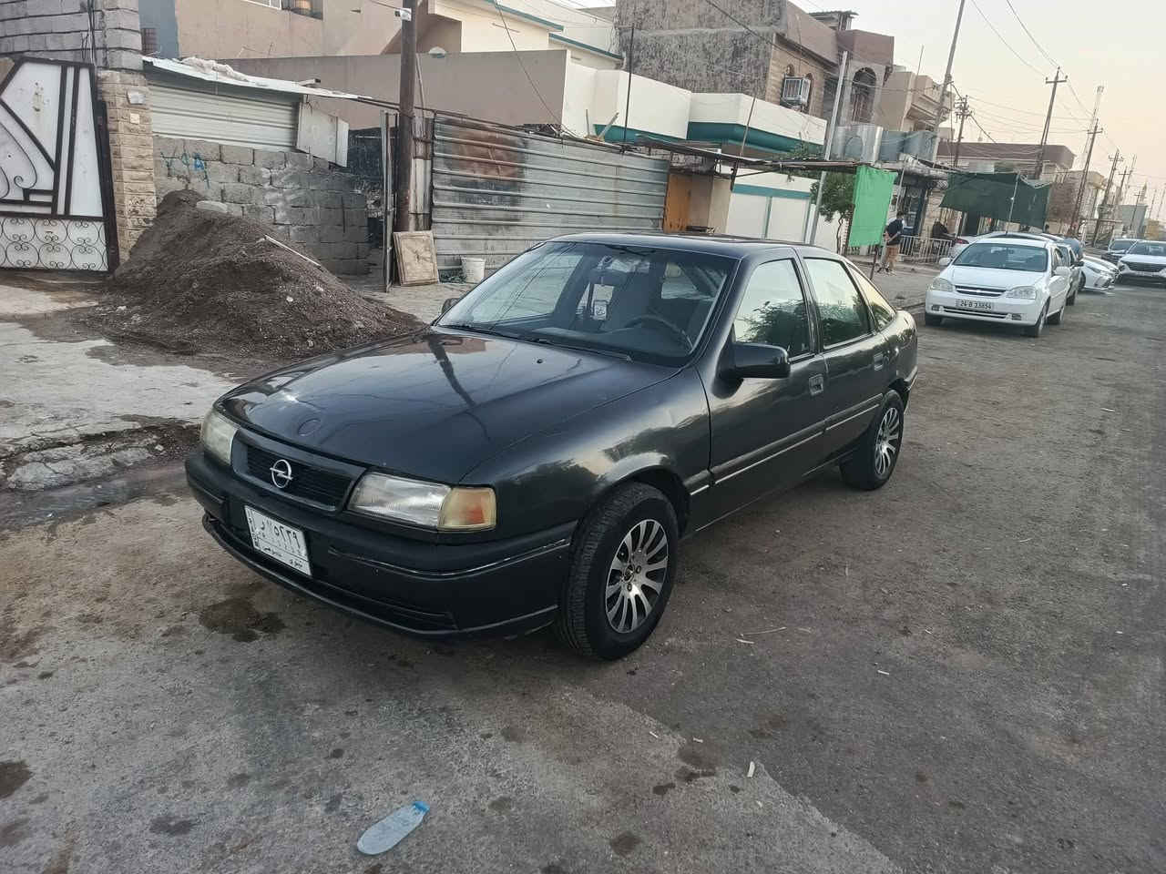 سلام عليكم
فكترا موديل 93 صبغ عام. جماليه

حجم 20

مكينه كير بشرط كهربائيات كلها شغاله +تدفئه

رقم الاماني سنويه الى 2030

وگاله وتحويل بشرط

طخم تايرات جديد

سعر 38 بيها مجال

***********

***********
