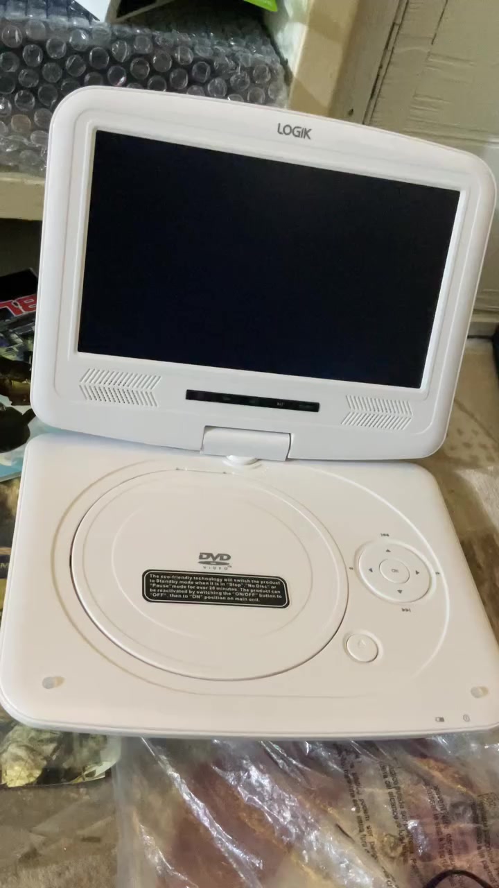 السلام عليكم ورحمة جهاز دفيدي شحن اكثر من ساعتين لونه مميز ابيض لامع نظافته ١٠٠٪؜ سعره ٤٠


**إذا كنت صاحب هذا الإعلان وتريد حذفه لأي سبب، رجاءا أرسل رسالة إلى الدعم الفني**