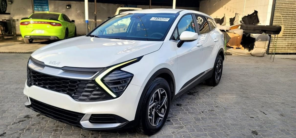 المهيمن لتجارة السيارات بإدارة المهندس سلام ربيع الغزي 
نوع السيارة: كيا سبورتج LX
الموديل : 2024
حجم المحرك:  2.5
 السعر : 155 واصل للميناء مصلح كامل بدون كمرك ترهم حرة ترهم شهداء 
للأستفسار :
***********
قسم المزاد متوفر واتساب 
https://chat.whatsapp.com/EjN99lklvszHKKEmF0UnR7?mode=gi_t
‏سرعة في الشحن واسعار تنافسية في النقل
‌‎يتوفر لدينا نقل على جميع موانئ ومنافذ العراق 
‌‎تخليص وايصال السيارة الى جميع المحافظات
#mohammed
