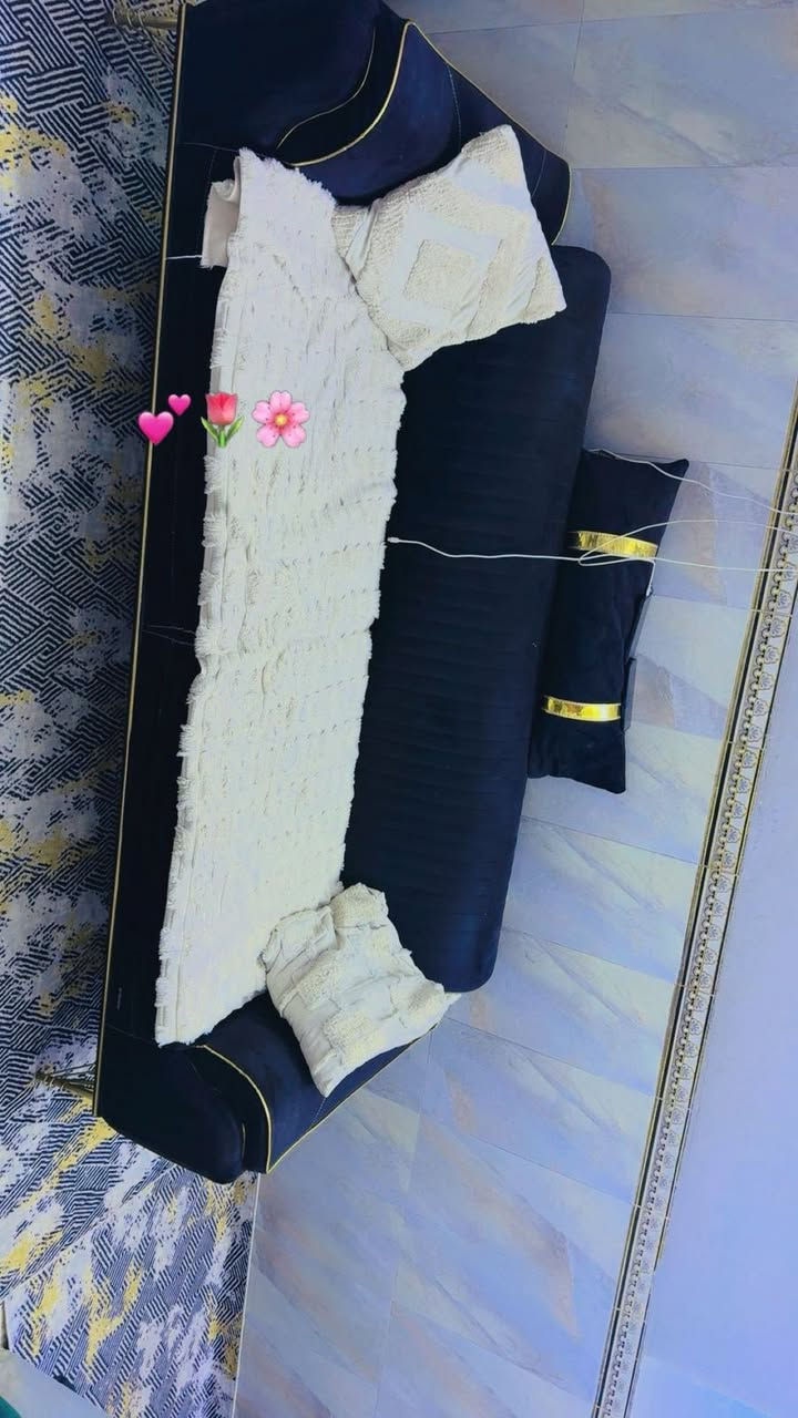سلام عليكم عيني عندي تخم وميز طعام للبيع التخم يصير مثل جربايه


**إذا كنت صاحب هذا الإعلان وتريد حذفه لأي سبب، رجاءا أرسل رسالة إلى الدعم الفني**
