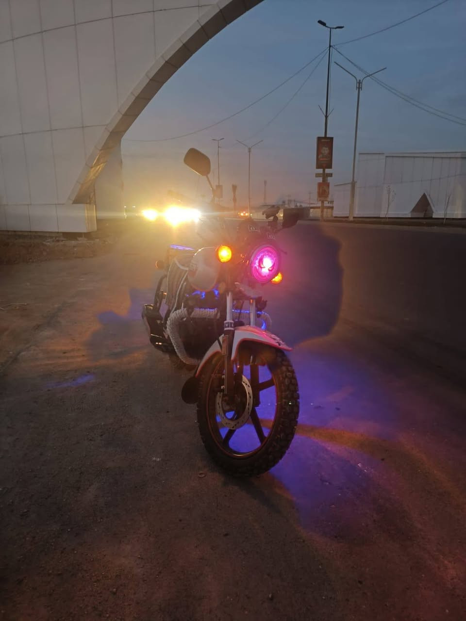 يا الله سلام عليكم دراجه دايون نفخ موديل 2021 طالعه بل 2023 مكينه 200لكتابه لحمره دراجه اصوليه اوراق اصولي اوراق كامله تخم تاير جديد عنواني نجف سعر تصال ***********
