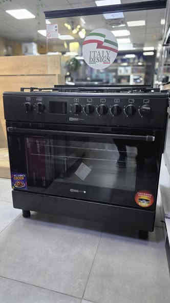 #طباخ_انسايد_INSIDE
الحجم الخارجي: 90 سم عرض × 60 سم عمق تقريباً
عدد الشعلات: 5 شعلات غاز (تشمل شعلة قوية مركزية triple-ring)
سطح الطهى: غاز مع دعامات حديد مصبوبة (Cast Iron)
خاصية أمان: جهاز إيقاف تلقائي للغاز في حالة انطفاء اللهب (Flame-failure device) فول سيفتي
الإشعال: إما كهربائي تلقائي أو يدوي
الباب: زجاج مزدوج (Double-glass door) مع إضاءة داخلية للفرن
ضمان: (٣)سنوات
ملحقات: رف شبك للفرن، صينية عدد (٢) ، وتبسي عدد (١)
مناسبة للغاز الطبيعي (NG) أو غاز البوتان/البرِبتان (LPG) مع تحويل

للحجز او الاستفسار مراسلت الصفحة او الاتصال على الرقم (***********) او زيارة احد افرعنا

🔵🔵🔵🔵🔵🔵🔵🔵

✳️ اهلا وسهلا بكم في 🌹
✳️الفرع الاول - كرادة خارج مقابل حلويات ابو رافل المعرض مفتوح يوميا من الساعة ٧ صباحا الى ٦ مساءا 
✳️الفرع الثاني- البنوك - مجاور مرطبات الصفصاف المعرض مفتوح من الساعة 10 صباحا الى 9 مساءا 
✳️ للطلب او للاستفسار يرجى مراسلة الصفحة
✳️ او الاتصال على ☎️ ***********
✳️ يوجد لدينا توصيل الى جميع مناطق بغداد 🛻🛻🛻
🔆#معرض_المواسم_لتجارة_الاجهزة_الكهربائية
