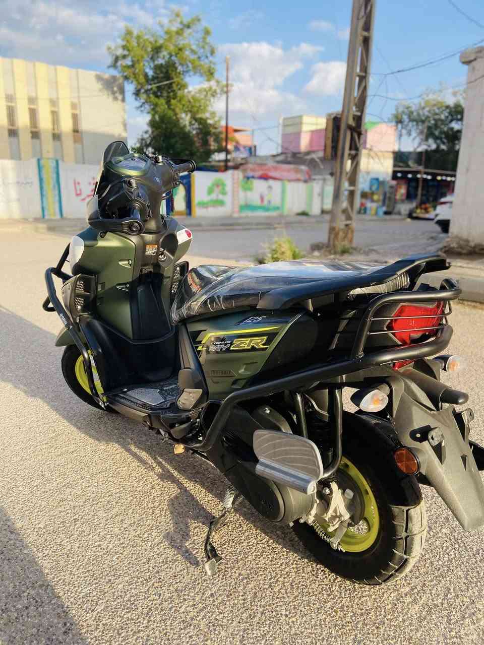 ياالله توفر زت ار 25 لون زيتوني الدراجه شوف العين كارتون السعر ب2و300 كامله للاخير ممشاها قليل للاستفسار *********** اتصال او واتساب
