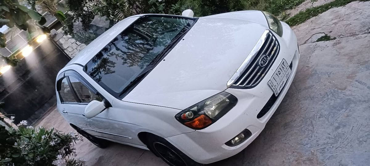 سيراتو 2008 خليجي محرك 1600 دكشن عالي جاهزة للاخير بيهة 5 قطع صبغ بدون ضربة قوية وبدون تبديل وبدون معجون محرك وكير خير من الله تبريد ثلج تخم تاير جديد دوشمة جديدة سيارة بدون ايرباك وحتة حجر صالنصة موجود ماكو اي كلوب امشر بالدشبول سنوية ساقطة صار سنة ونص 
سعر 75 وبيهة فقط حك الجية 
مكاني ديالى خان بني سعد 
***********
