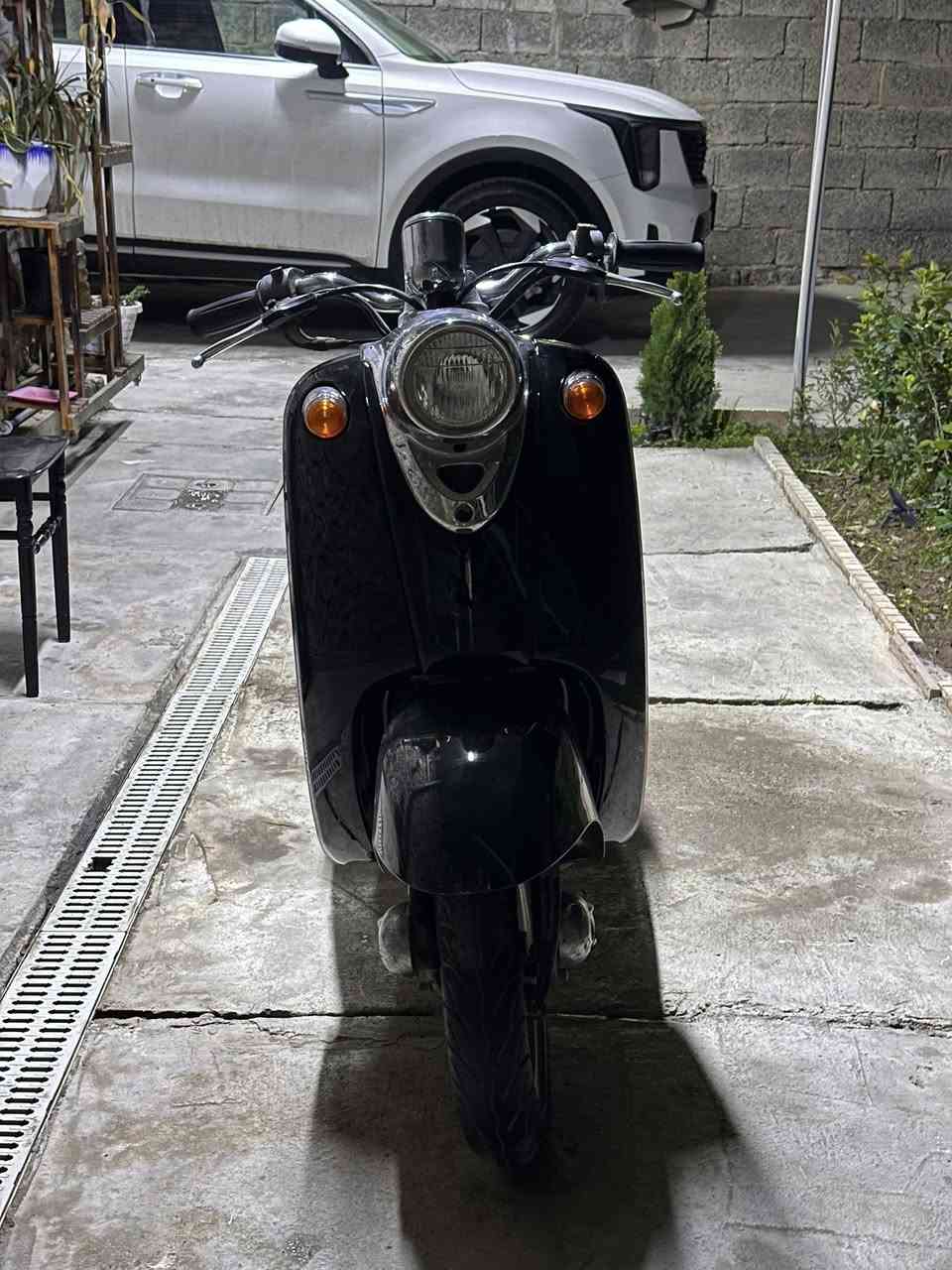 عبد الحليم نثيه الدراجه كامله شلعه معدل محرك وكابريته بلاد كهربائيات كامل شغال سلف شغال كفرات جدد شخط مابيهن الدراجه مال رمبه طالعه علا ايدي سعرها400 مكاني كركوك للأستفسار ***********
