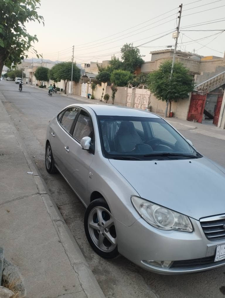 ئاڤانی 2008 گێڕو مەکینەو تەقەو ڕەقەی بەشەرتە سەقفی شوشەیە کەڤەر گۆڕاوی بەشەرتە  130 هەزار ڕۆشتوە  بێ خایس  سعری 47 گەڵاو معامەلە شوێن چواقوڕنە 
***********
*********** السليمانية, العراق
