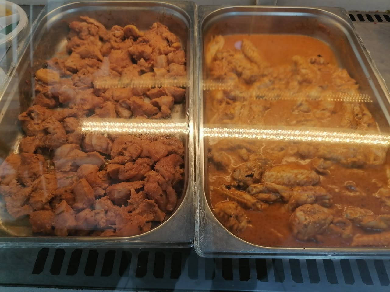 مشويات وقصابه طوز

(بادارة محمد شوي)

كيلو كباب لحم عراقي 🥩 (كيلو 20 الف مع مقبلات 

كيلو كباب دجاج😍. (كيلو 10 الف مع مقبلات 

دجاج شوي🐔 ( 10 مع برياني مقبلات سوب خيز

دجاج على فحم ذبح 🐔)(12 مع برياني مقبلات سوب خيز

تكه دجاج (كيلو 12 مع  مقبلات 

أجنحة (  12 الف مع مقبلات

تكه لحم معلاك 🥩 

🌹(مستعدون لتجيز كافه المناسبات)♥️

( العنوان قرب كراج كركوك) للحجر  *********** __***********

توصيل مجاني داخل طوز  🛵  🛵
