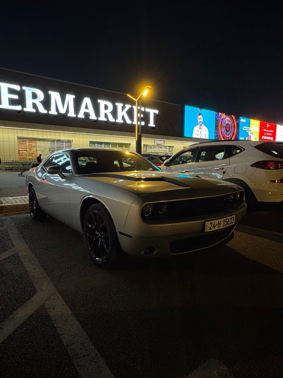 السلام عليكم ورحمة الله وبركاته
للبيع دودج جالنجر 2021 مكفولة من كلشي ماشية 38 الف ميل رقم شمالي تحويل موصفاته sxt بلاك توب شاشة وكامرة وكشن كهرباء ويل 20 انج ادامة كاملة مسويله لايتات زنون لدات امامي وخلفي تشغيل عن بعد محرك ستة سلندر 3600 بدون اي نقص صور امريكا بالمنشور .

السعر 213 ورفة بيه مجال بسيط .

رقمي *********** واتس اب .

مكاني بغداد الاطباء
