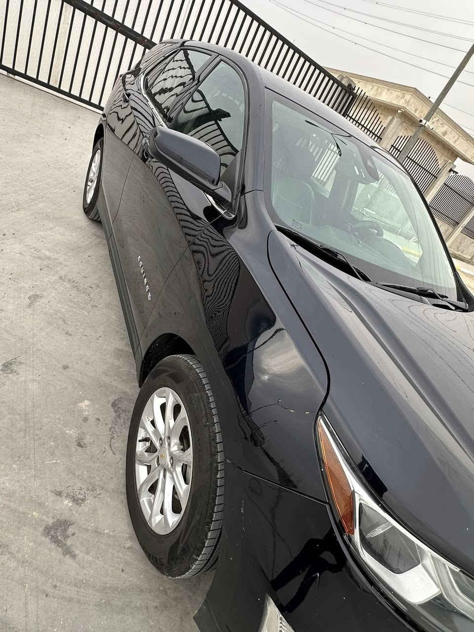 سلام عليكم  للبيع كوينكس 2020
اللبيع أو مراوس 
اكوينكس موديل 2020 رقم واسط تحويل مباشر
وارد امريكي بدون ايرباك بجم كبس ضررها جاملغ خلفي وربع الباب موضوح بالصور مرفقه بالمنشور وبيه صبغ جاملغ امامي 

مواصفات سياره 
شاشه كبيره 
كامرا خلفيه 
تحكمات ستيرن كامله 
بصمه تشغيل 
بصمه ابواب
رادار امامي 
رادار خلفي 
نتبيه شاشه
مانع تصادم
ويل كروم 
كامره دواره
تبريد قطعتين 
حساسات خلفيه

سياره جاهزه وجديده  تخم تاير جديد وباتري جديد 
كير محرك تبريد حداديه 
جاهزه الاخير 
# مكان - السياره الكوت 
السعر 138 وبيها مجال
الاتصال    ***********
