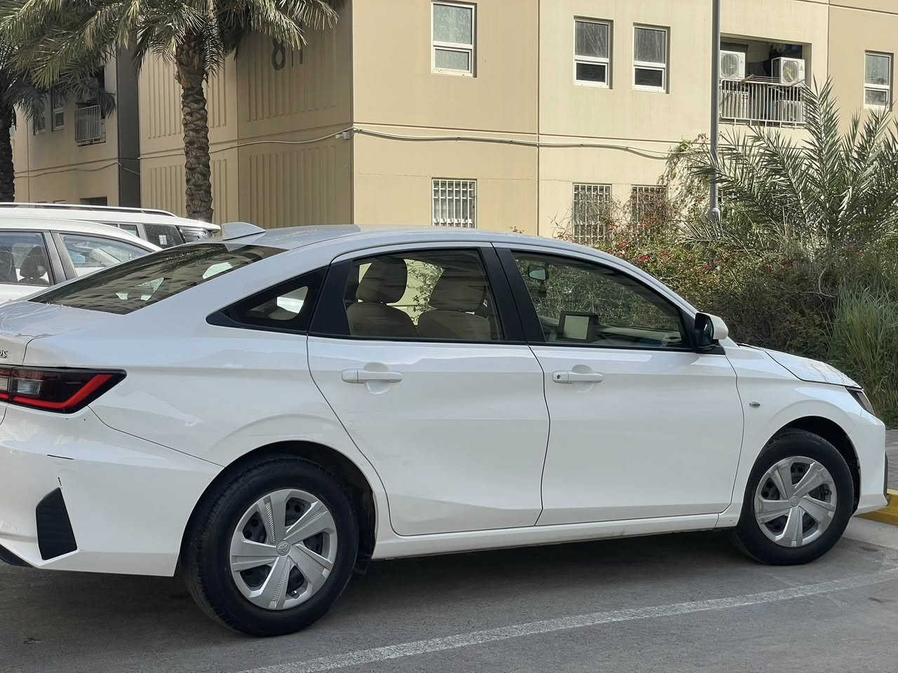 يارس الشكل الجديد 2023
تويوتا يارس حديث

وارد خليجي موديل 2023 محرك 1500

ماشية 20 ألف كيلوا متر حيل نظيفة 

رقم سنوية هزة فحص كله جديد

بيهه حالوب بونيد وسقف وصندوق 

وقطعة صبغ بدون اي دواخل

مكان السيارة محافظة أربيل

ملاحظة اني مكلف في النشر

السعر :- 119$ وقابل للتفاوض 

للاستفسار الاتصال :- *********** واتس
