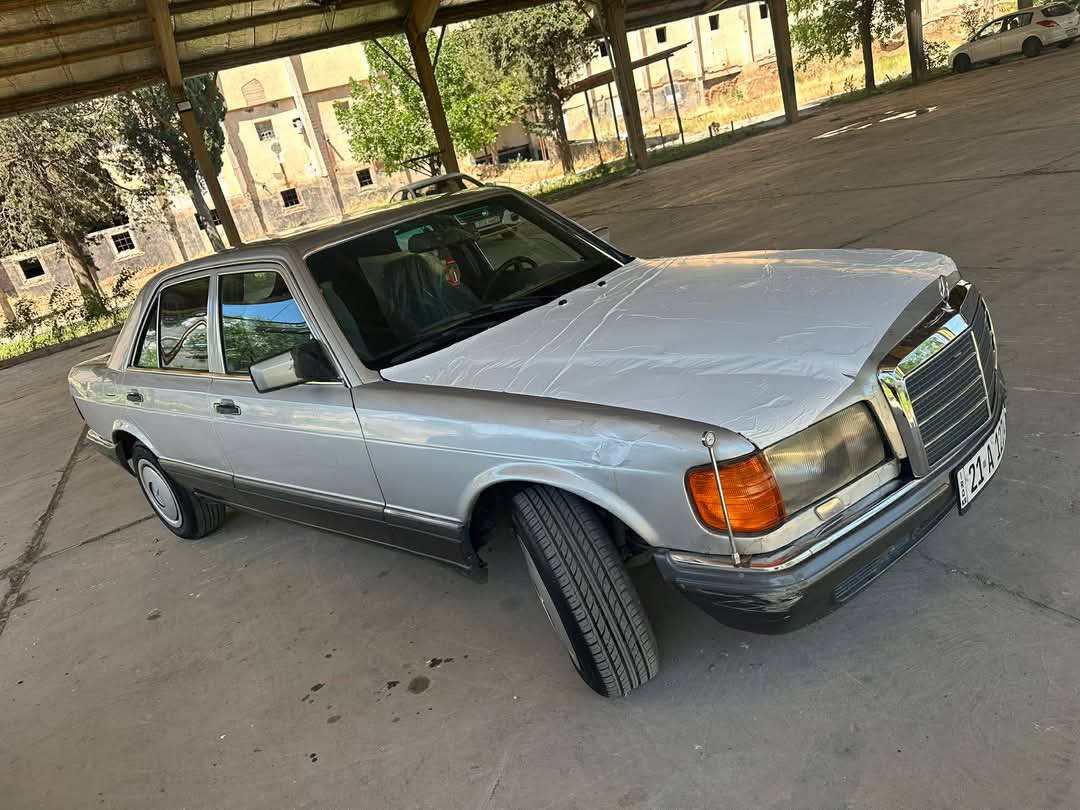 جامبو صبغ عام بدون دواخل  محرك 300 vvt 35$    ***********
