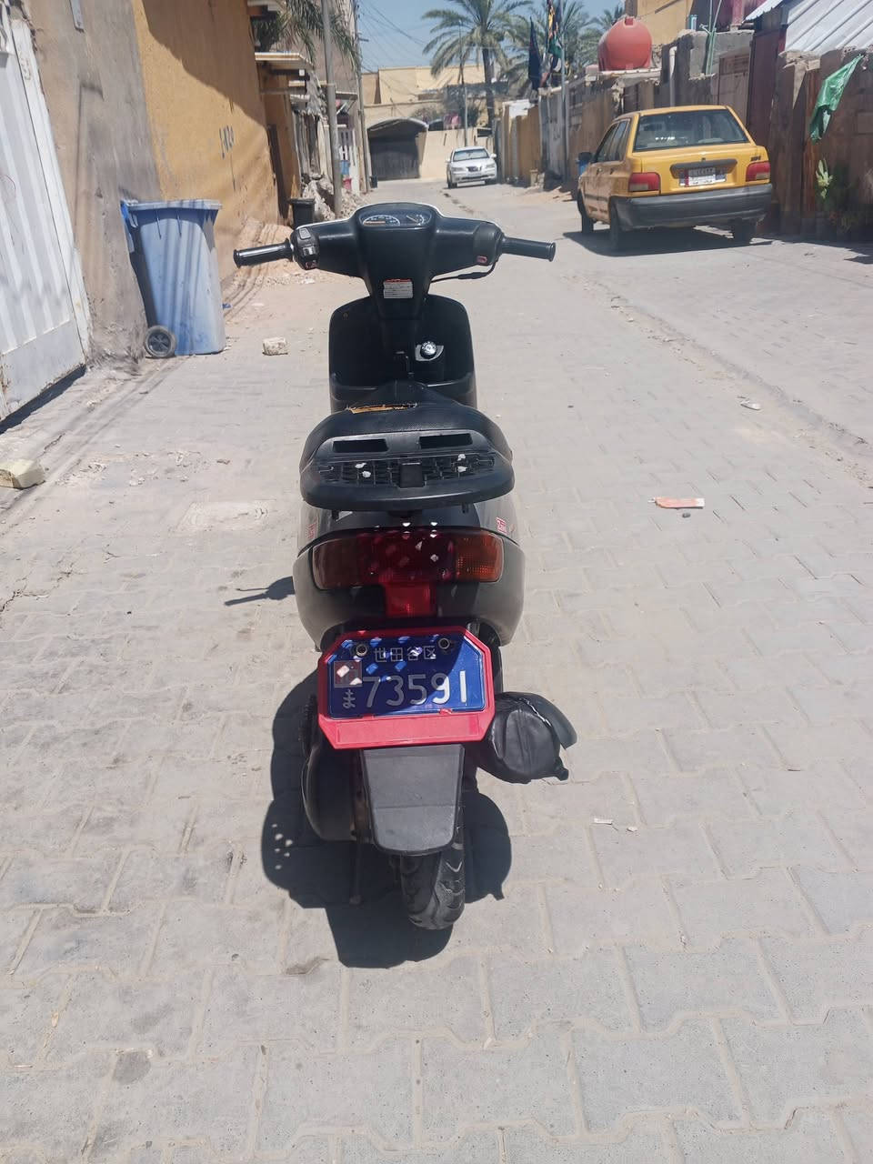 السلام عليكم دراجه بطه للبيع حلوه مفتوحه مره واحده كهربائياتها شغاله سلف هندر سعرها 400. بيها مجال بسيط مكاني كربلاء الحر هذا رقمي ***********
