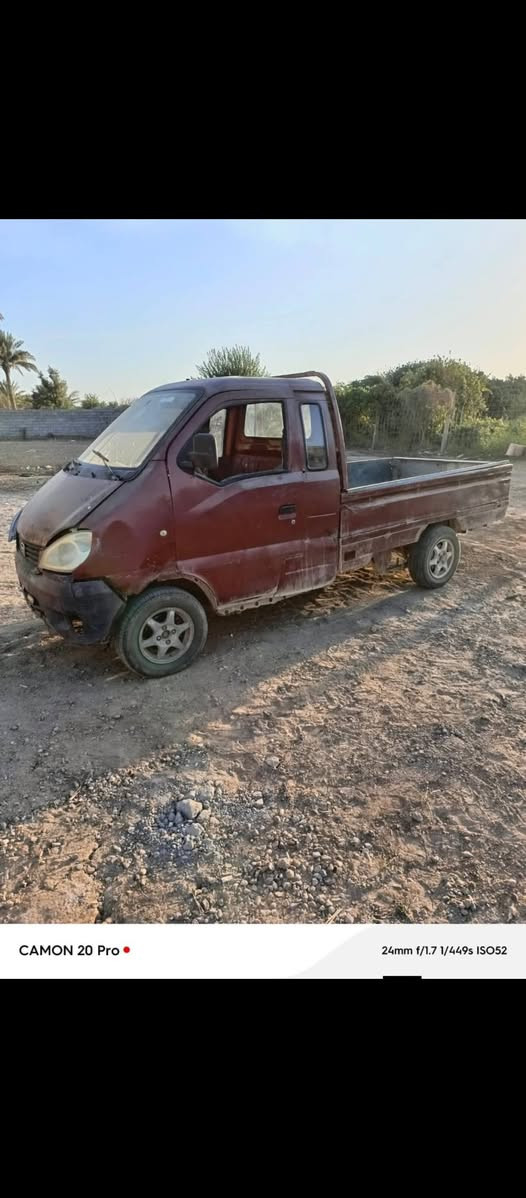 سياره هيفاء مقفوله محرك الجير السعر ثمان ورقات وبيها ***********مجال مكان صلاح الدين 8.
