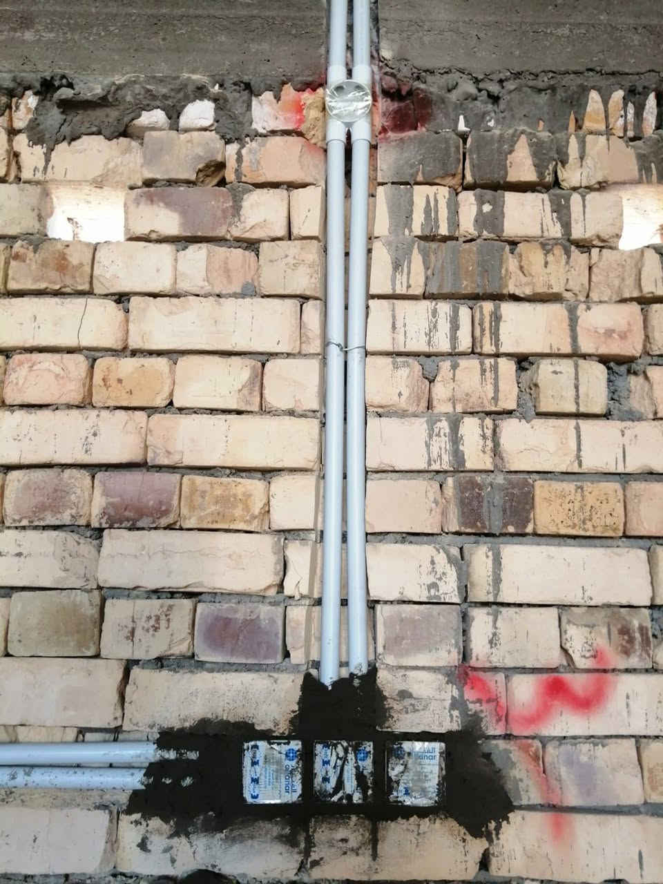 للتأسيسات الكهربائيه
مستعدون لتأسيس الدور والمباني بكافة اشكالها في محافظة البصره 
نشر شبكة السقف
تنزيل  النزالات وتثبيت البوكسات
سحب وتسليك الوايرات
ربط وتشطيب نقاط وانارة المنازل وغيرها
دقة العمل وسرعة الانجاز  وحسب الطلب 
للاستفسار (***********) وتساب واتصال
