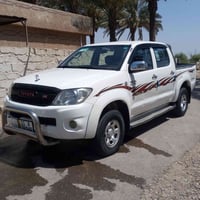 هايلوكس • ٢٠١٠ • فورويل