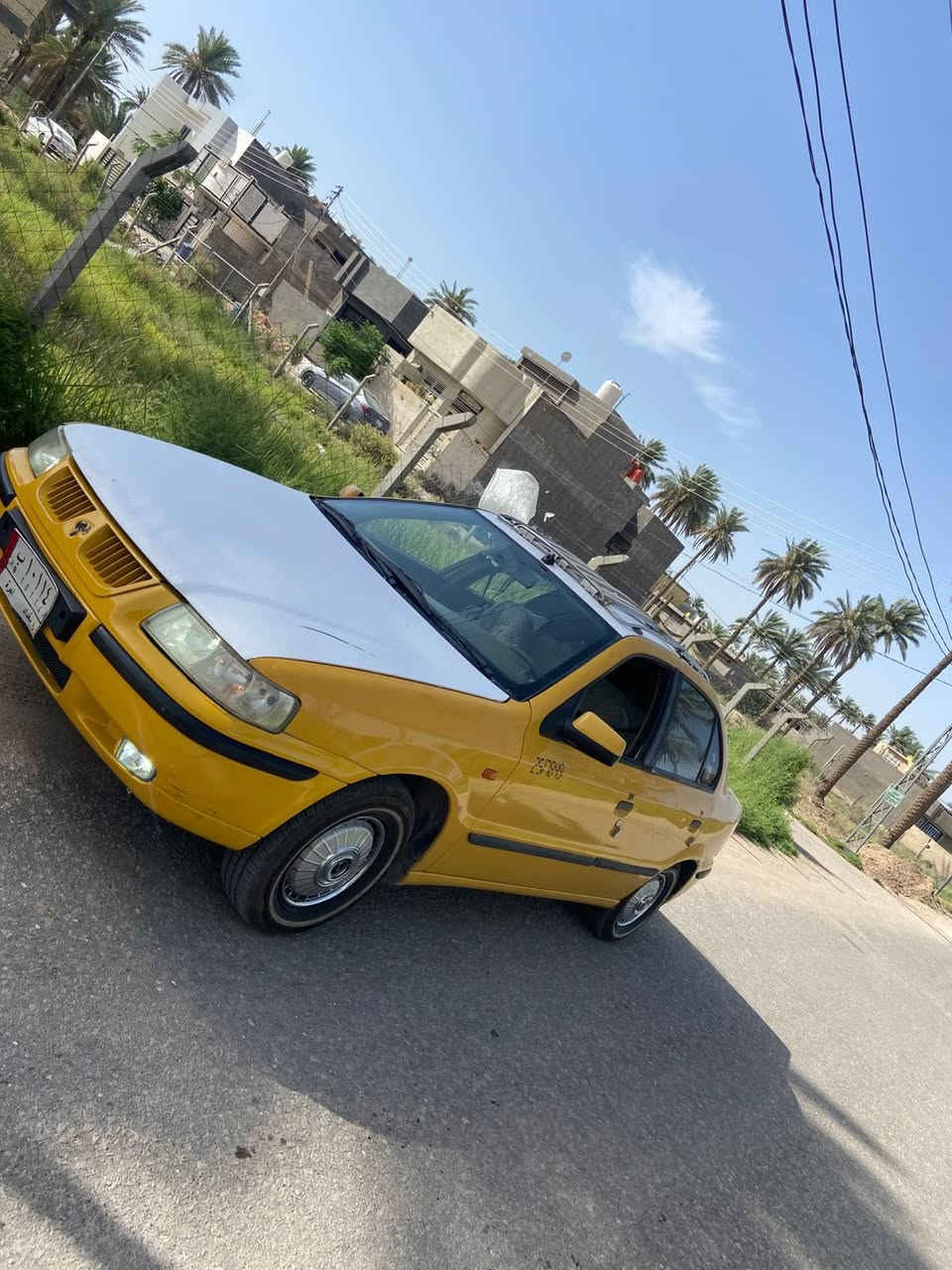 السلام عليكم
سمند ٢٠١١ للبيع 
سياره تخم تاير جديد مكينه طابوكه جديده 
منظومه تبريد جديده عدا الغاز نقص غاز فقط غير الغاز اني اتحمل بدون حادث تبديل جاملغ صدر امامي فقط كامله السياره هيئه مصفره عليهه غرامه ٢٠٠الف ينزل من سعرهه  مكان السياره بابل حله قرب جسر بته 
السعر ٣٨بيه مجال قليل 
***********واتساب
