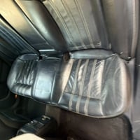 غرفه Sللبيع السعر 350 قفل الخلفي جديد بس الامامي المقاعد مشكوك الجلد م...