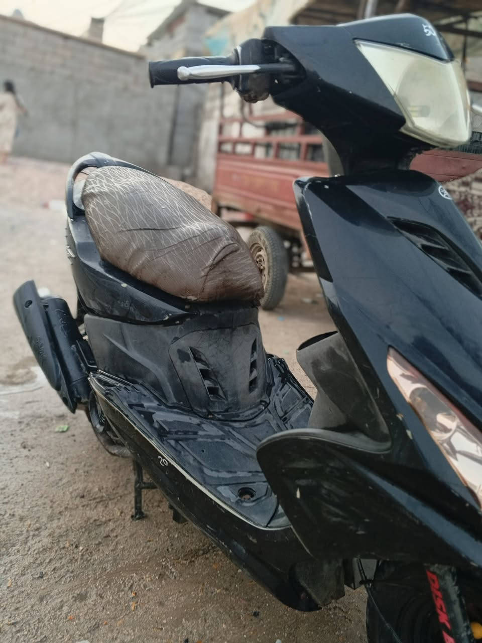 ماكس مضلع كلشي شغال سلف طكه وحده تشتغل كلشي بلادي مفتوحه مره وحده +السعر 500وبيهه مجال رقمي ***********
