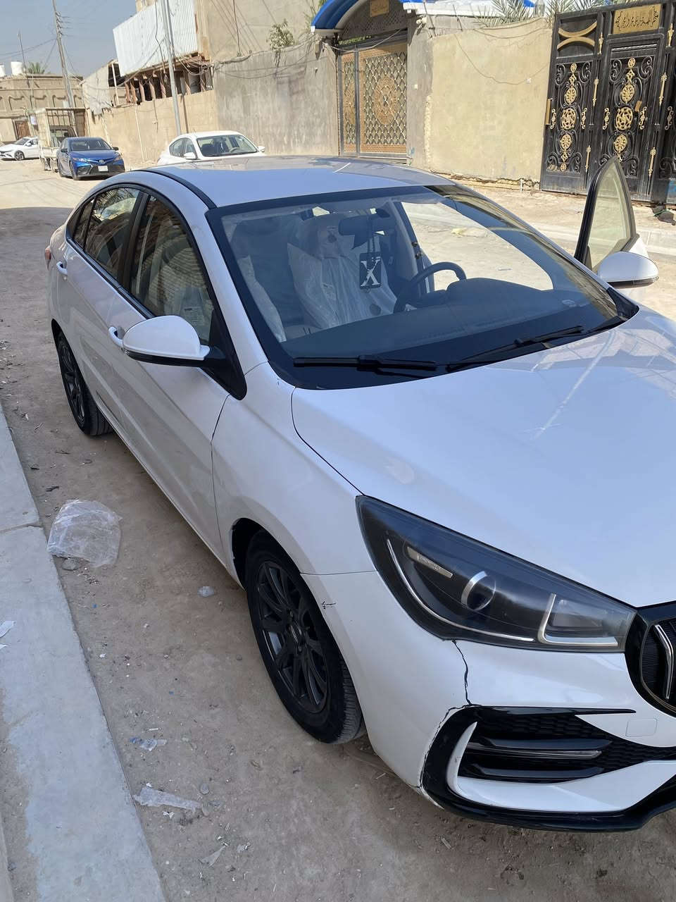 السلام عليكم           شيري اريزو 5 مديل 2025
ترقيم جديد 
2025 رقم بصرة بآسمي تحويل مباشر 
     *********** واتساب 

السعر 120$ و بيها مجال قليل
                           
لون السيارة ابيض  لامع 

‎المحرك 1500 تنفس طبيعي 

‎كير اوتماتيك 

تبريد قطعتين امامي وخلفي دبل فريز 

ملاحظه السيارة بيها طخه بلمدكر الامامي بارد واضح بلصور 

هندبريك بصمة 

اوتو هولد 

ويل كب اسود 

كروز سرعة 

تحكم ستيرن جهتين 

لايت + بك لايت لد Led

اشاير بالمري الجانبية 

لايت عدسة زنون +تكحم بالايت ماطور 

‎حساسات خلفية

حساس ضغط اطارات

 4 جام كهرباء اوتو 

داخل اسود 

دبل كامشفت 

السياره ماشيه 22 الف  

السيارة بعدها بلازكات الشركة زيرو 

السيارة ترقيم جديد بأسمي بصرة 

ملاحظه السيارة بيها طخه بلمدكر الامامي بارد واضح بلصور

السعر 120$ و بيها مجال قليل

الاستفسار *********** واتساب
