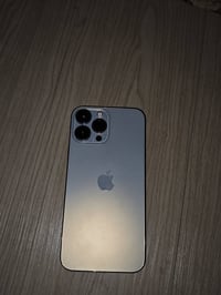 ايفون 13 برو ماكس ذاكرة 256 فول نضافه  بطاريه 83بلاد الجهاز كله بلاد ع...