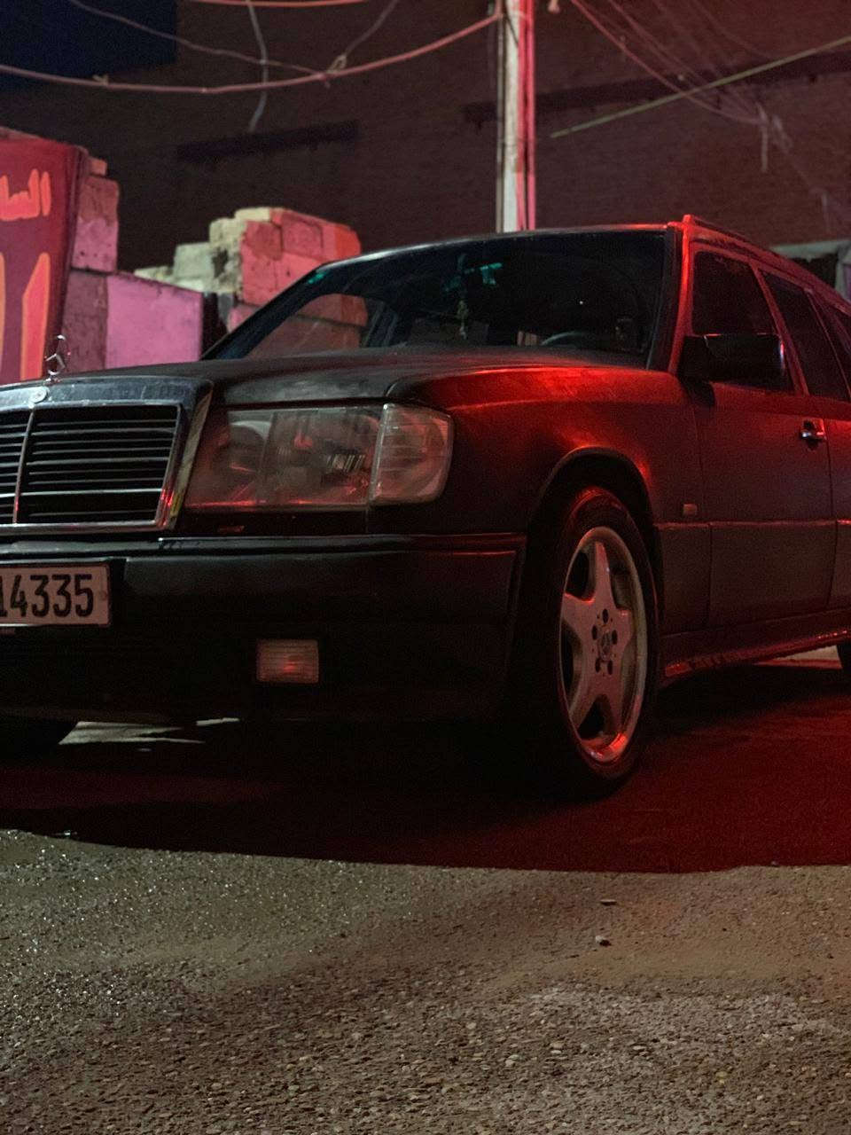 للبيع مارسيدس دب استيشن 91فول اوتماتيك صندوق شفط محورفي فتي تبريد كشنات كهرباء سلايدروف جام كهرباء 7راكب شاشه تاب تخم تايرويل حجم 17السيارةمواصفات ،اي ام جي باسمي السعر 65$وبيهه مجال هاتف ***********ابوحسن

