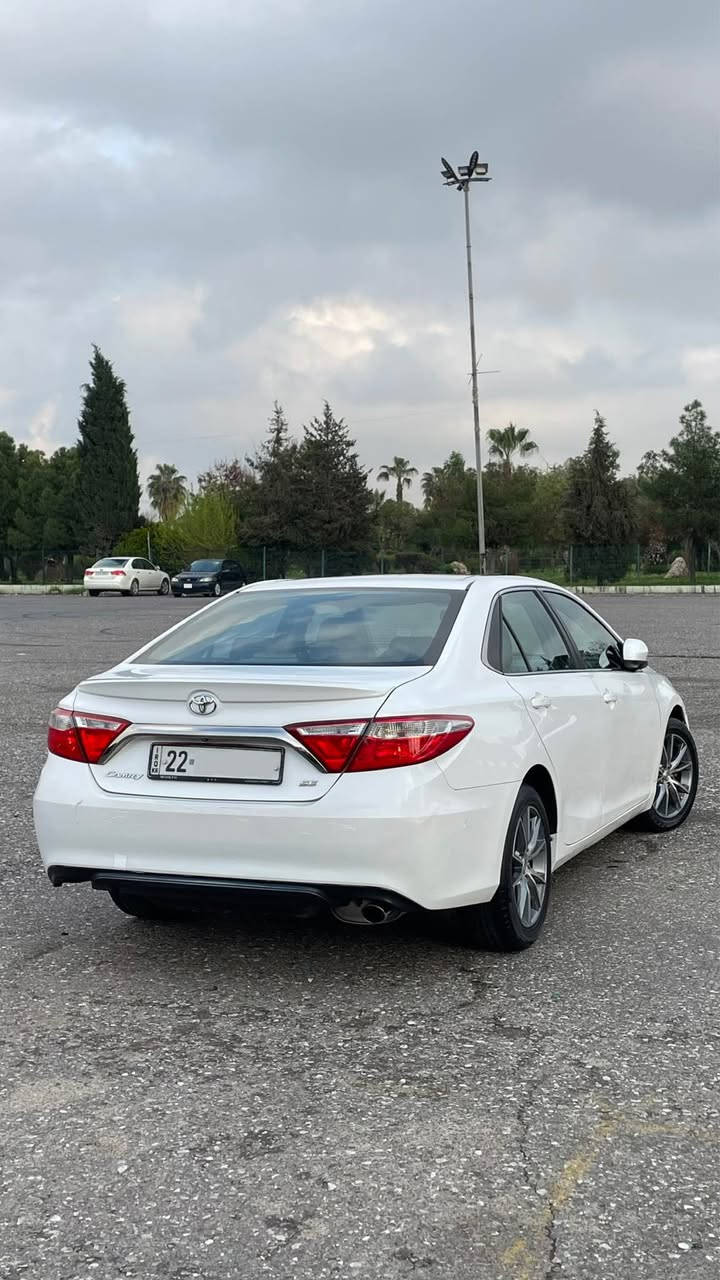 تويوتا كامرى 2015 ئێس ئى سبى به فرى
كير مه كينه ته بريد به شەرت
مواسه فاتى محروفه شاشه و كاميره كوشن جلد كوشن كاره با سىێ گێر گێر له سوكان سوکان فۆلیۆم و تحدید سورحەگيج نيو ديجتال ئاوينه
كاره با
سێ پارجه و نيو  كەميك تحدلى هەیه
به ناوى خۆمه
لەهه وليرم
نرخى / ١٣٩مه عامەلە
*********** أربيل, العراق
