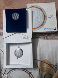 قلاده ملخص قلادة أميزكوا تشي 4 هي قلادة طاقة متطورة للغاية تعزز ذكاء ا...
