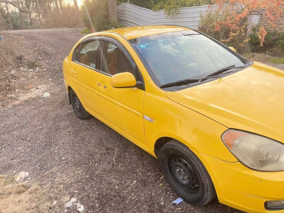 السلام عليكم للبيع اكسنت موديل 2011وارد امريكي
ضرر جاملغ يسره سنويه شهر ال 8 تصقط هيئه مصفره 
محرك 1600بيع المحرك تبديل والفات فقط السعر 88وبيها مجال المكان شاطئ التاجي الخاص مغلق اتصال على الرقم  ***********
