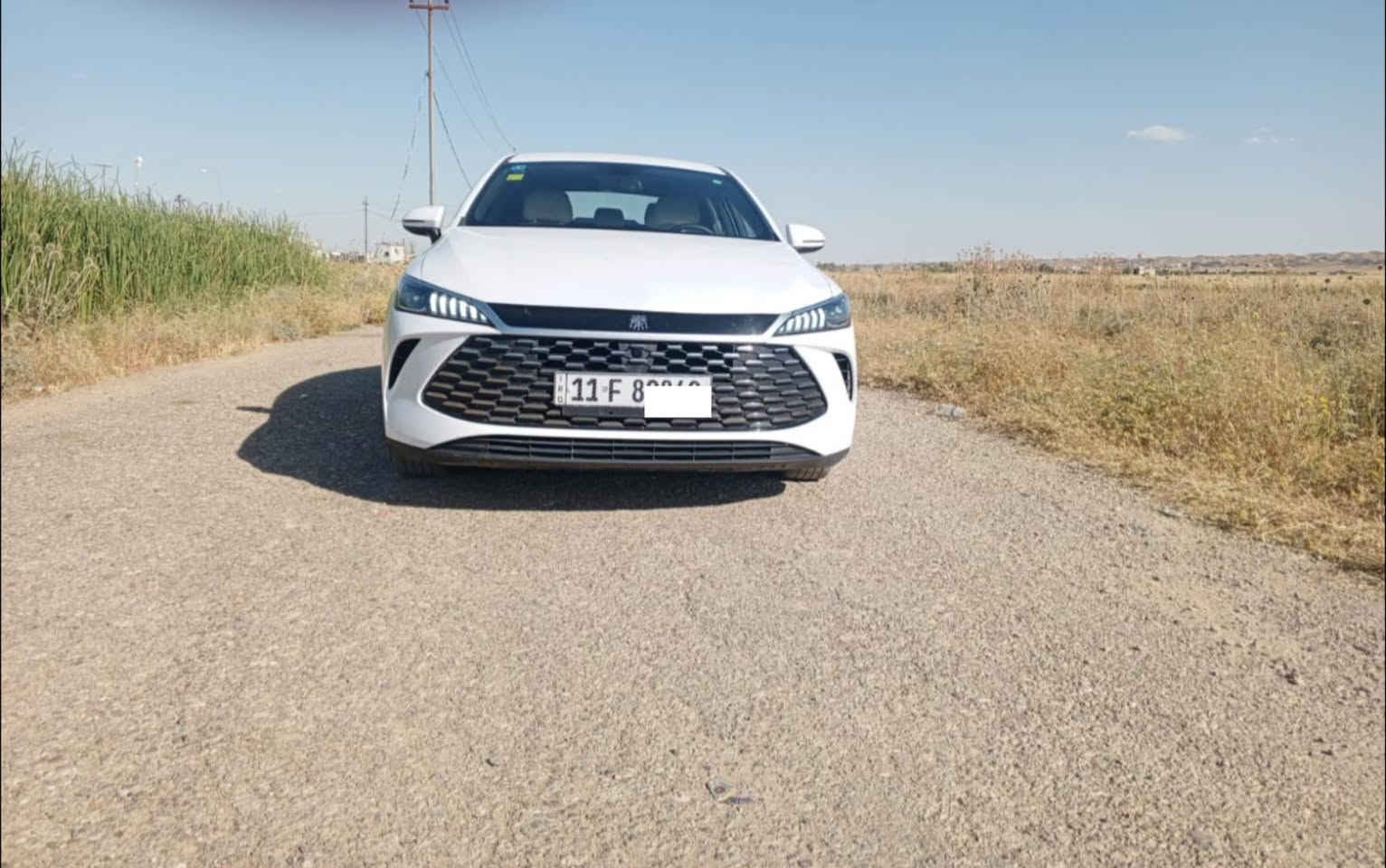 السلام عليكم BYD للبيع جن بلص
مكفوله كفاله عامه عدا رصعتين بالبنيد
ماشيه13 الف ع البانزين والعام 26 الف
مواصفات معروفة داخل ابيض رقم بغداد باسمي 
للاستفسار واتساب مكاني الفلوجه 

+964 751 906 4781
السعر 117 $ بيها مجال بسيط
