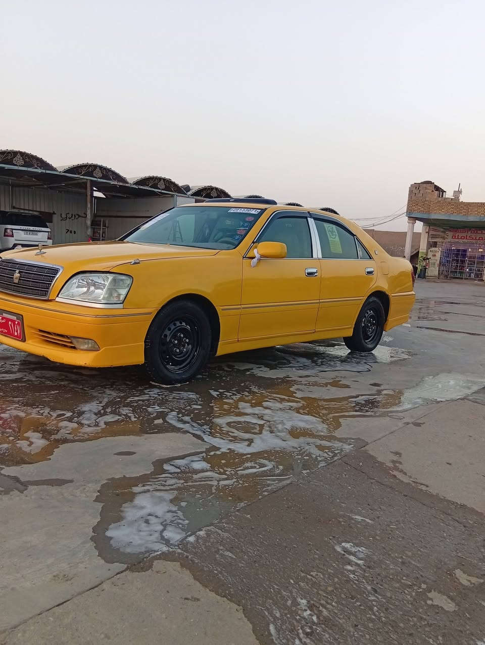 السلام عليكم
ملكه 2006
رقم صلاح الدين صدامي  مفحوصه ومسجله كفالة من الكص والضربه  مكينه ديفور الكبير توني شادهه
حداديه جديده تبريد شغال كرستال تخم تاير اربع دكم جهازه مالت جناي 
هيه مصفره مطلوبه مرور 15 ورقه على المشتري 
   السعر  وبيه مجال40وبيه مجال وكاله السياره من المالك 
***********
