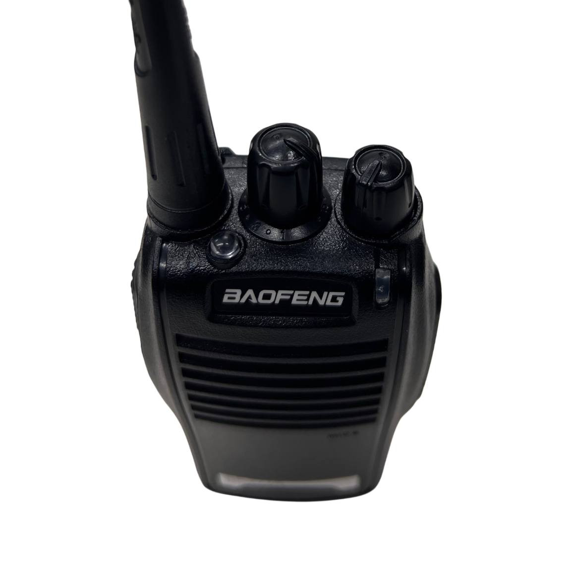 جهاز اتصال لاسلكي باوفنغ Baofeng BF-777S – راديو محمول ثنائي الاتجاه HF/VHF

الموديل: BF-777S

جهاز اتصال لاسلكي محمول من Baofeng مصمم للتواصل المباشر عبر موجات الراديو، مناسب للاستخدامات اليومية التي تتطلب اتصالًا واضحًا وبسيطًا.

• راديو محمول ثنائي الاتجاه (Portable Two-Way Radio)

• يعمل على نطاق HF / VHF

• مزوّد بنظام DSP لمعالجة الإشارة الرقمية

• يدعم 16 قناة اتصال

• يحتوي على أنظمة CTCSS / DCS لتصفية الإشارات

• يدعم أوضاع Wide / Narrow ووظيفة VOX

• يعمل ببطارية Li-ion (ليثيوم أيون)
• النوع: جهاز اتصال لاسلكي محمول
• نطاق التردد: HF / VHF
• عدد القنوات: 16 قناة
• نظام الإشارة: DSP Digital Signal Processing
• خصائص الإشارة: CTCSS / DCS
• أوضاع القناة: Wide / Narrow
• خاصية التحدث بدون زر: VOX
• نوع البطارية: Li-ion بغداد, العراق


**إذا كنت صاحب هذا الإعلان وتريد حذفه لأي سبب، رجاءا أرسل رسالة إلى الدعم الفني**