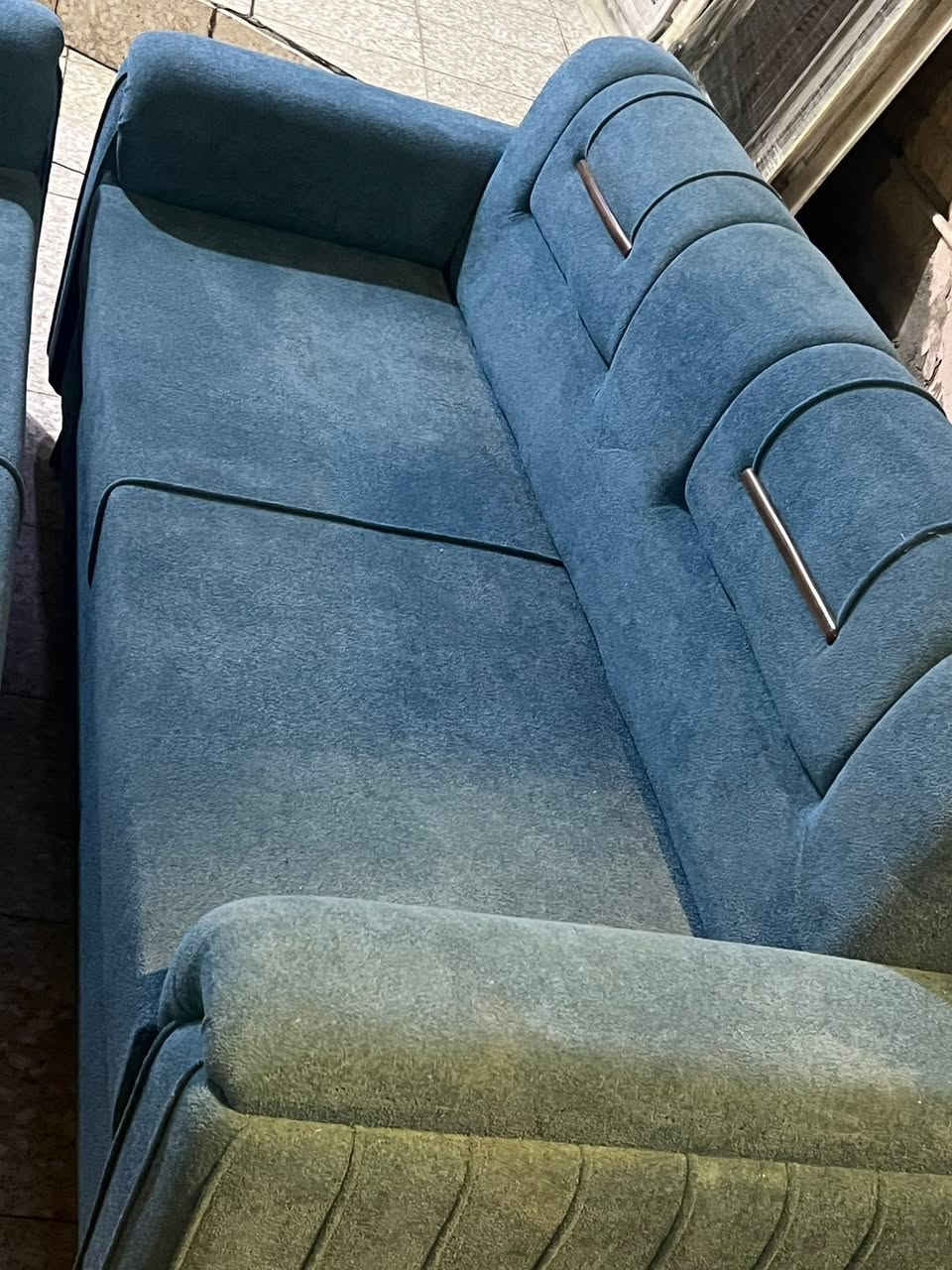 تخم جديد 100‎%‎
10 مقاعد 
السعر 600 
خشب عراقي تزكام 
التواصل *********** واتساب
