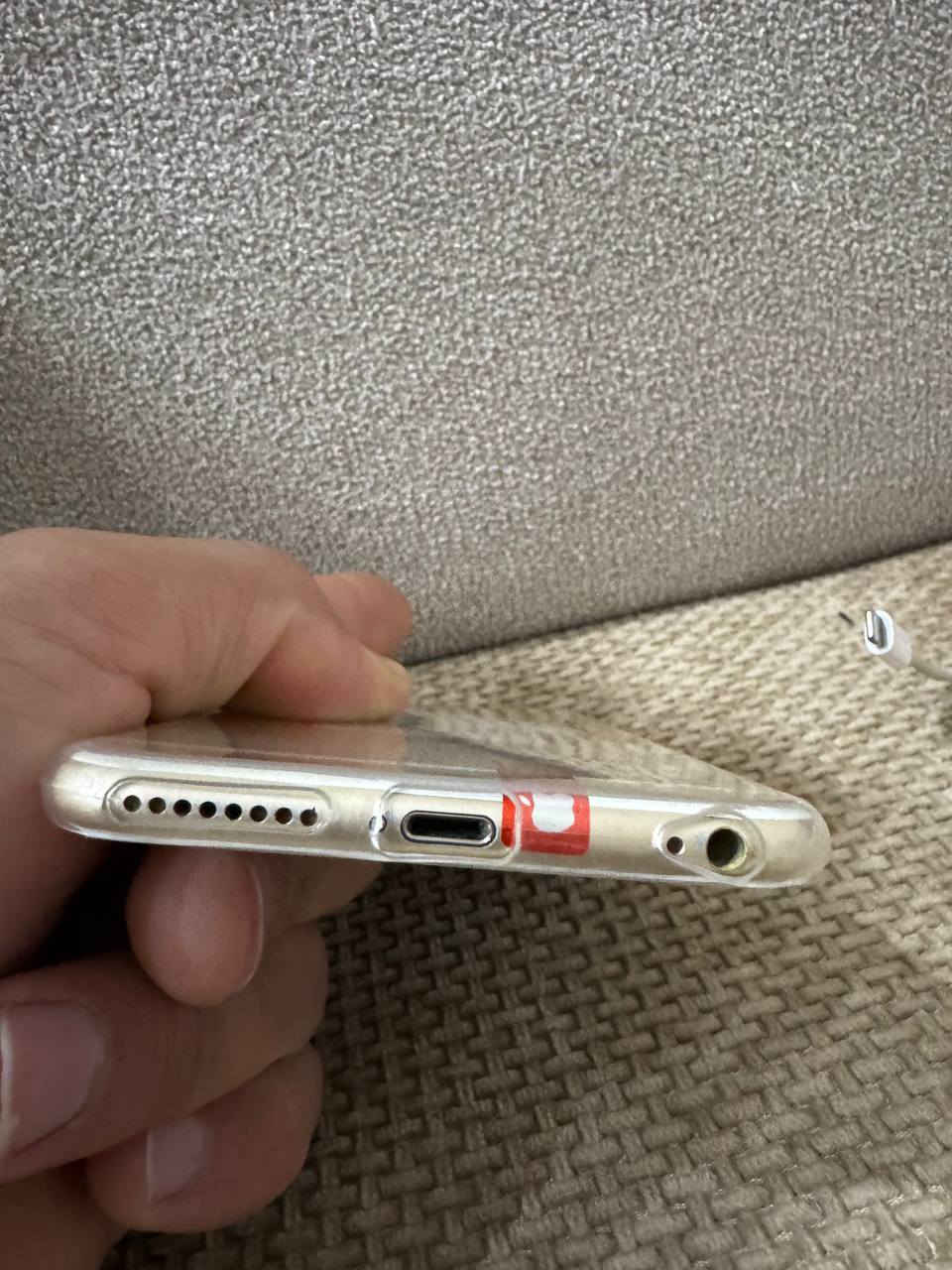 السلام عليكم
ايفون 6 بلص s
جديد خام
بطاريه 100 
ذاكره 64
لون ذهبي
ادفع سعر 
***********
