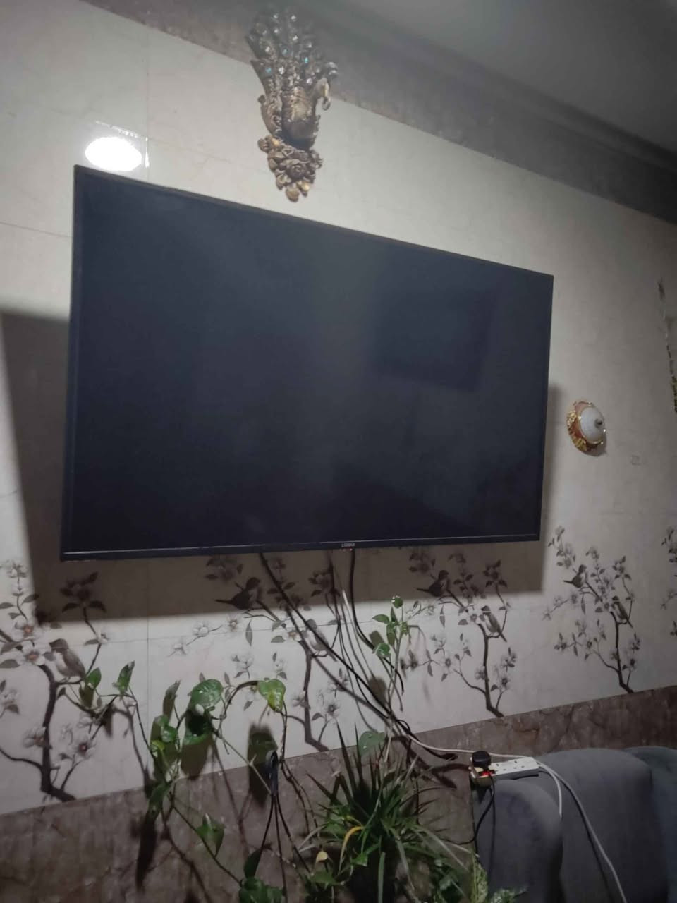 ‎شاشة حجم 70 كبيرة سمارت انترنيت دقة 4k سعر 400 بي مجال تواصل وتساب ***********‎ كربلاء, العراق
