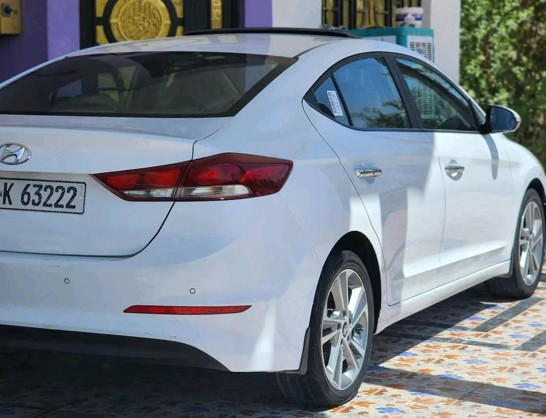 النتره خليجي (سوبر) مديل 2018محرك 2000دوش السيارة بوضع الشركة كفالة صبغ وتبديل وفتح كفالة عامة محرك كير على شركة السيارة فول عدة البصمة رقم بغداد الجديد بسمي مكان السيارة كربلاء  ملاحضة اذا اكو امراوس النترة 19او 20ابيض ترهم مراوس *********** السعر 160 بيه مجال بصيط
