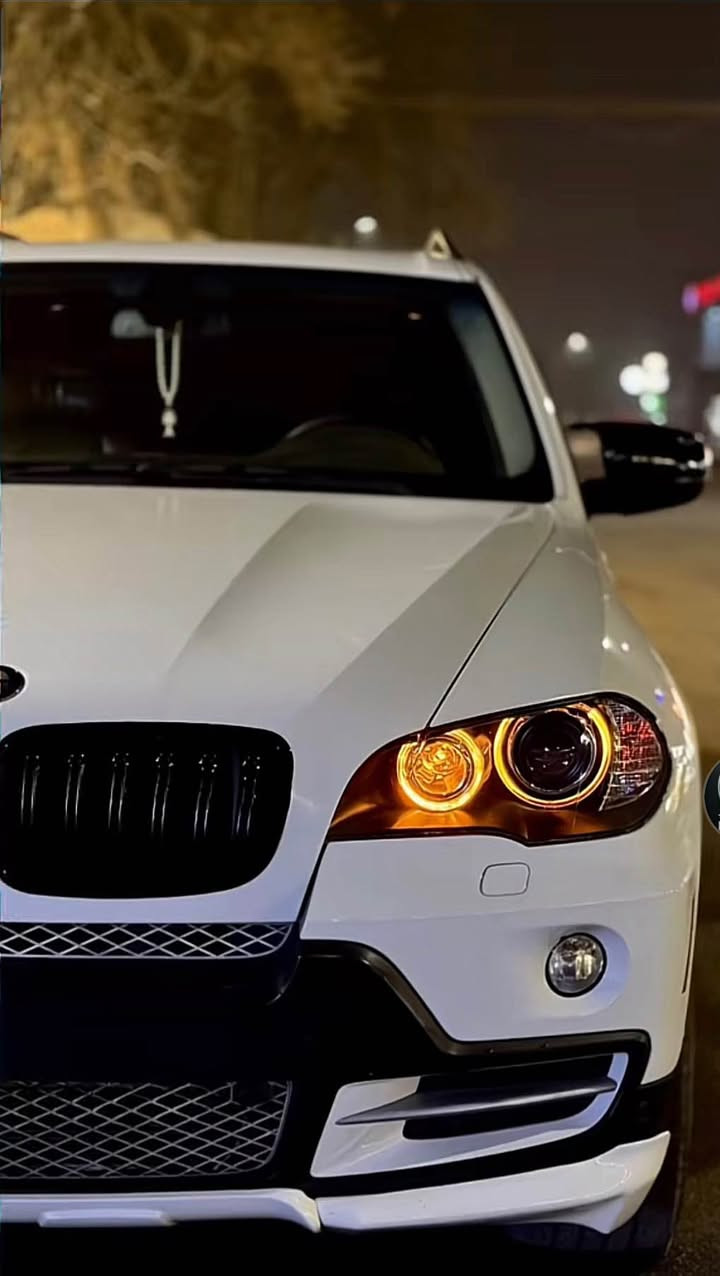 Bmw x5   2011
دوبەی 
لێزەر 
فول مواسەفات 
کامل سێرڤسی تازە ڕۆنی تازە پاتری تازە تاقم پلاک تازە 
فیتپەمپ تازە بیلادی 
ڕۆنی گێر تازە هومو گیانی بە شەرت 
مەکینە مەرغوب  شەش پستۆن نۆزڵ کورت
N52
فوول فوول مواسەفات 
پانۆراما 
تاقم پەردە بیلادی 
سیدی بۆکس ١٠ سیدی
ناو قەیسی بیلاد
حاسە کامێرا 
دەبڵ ئەکسل 
تایەی تازەیە 
کۆدی بۆ کراوە 
٧٨ وەرەقەو مەجالێکی کەم السليمانية, العراق


**إذا كنت صاحب هذا الإعلان وتريد حذفه لأي سبب، رجاءا أرسل رسالة إلى الدعم الفني**