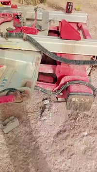 من رحصة الدمن للبيع دبل شاصي مع باب كهربائي  مكلف بل نشر رقم صاحبهن 07...