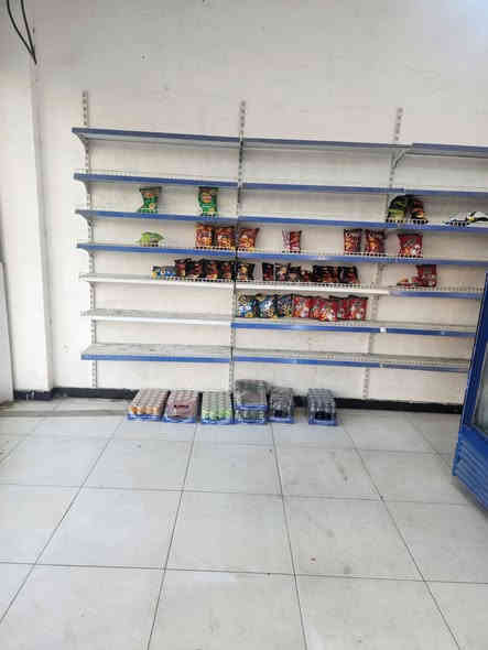 السلام عليكم رفوف اسواق ومجمدات عدد ٢  للبيع الموقع كربلاء الاستفسار الاتصال واتس اب او مباشر  ***********
