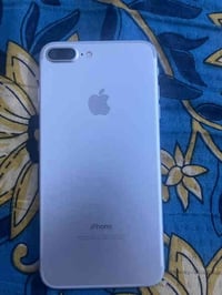 ايفون 7 بلاص   ذاكره 32  بطاريه 100 مبدله   جهاز بس الكامره الخلفيه مغ...