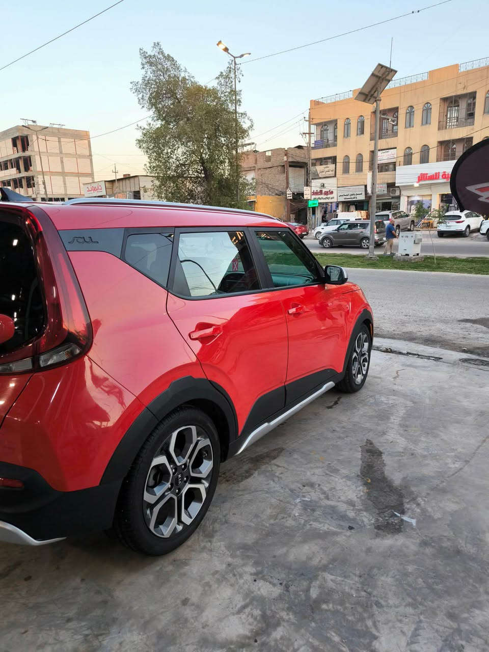 كيا صول موديل 2021 xline كت رياضي
حادثها دعاميه اماميه شبه كلين
ماشيه ٣٤ الف ميل
ايرباك دركه فقط
الويل حجم 18
مرقم بابل باسمي
مكانها بابل مركز المدينة
رقم الشاصي KNDJ23AU2M7139285
محرك 2000 دوش
رادار امامي تنبيه تصادم
رادار جانبي تنبيه تصادم 
رادار خلفي اوتو بريك
اوتو ستوب
و باقي مواصفات الصول المعروفة
صور الحادث مرفقه مع الصور 
رقم الهاتف ***********
السعر 145$ حلة, بابل
