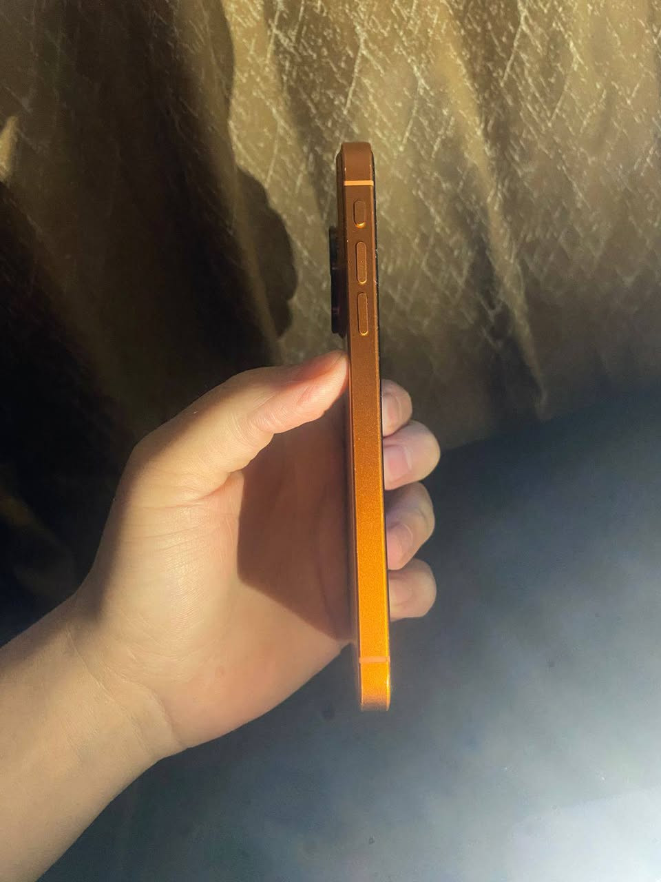 السلام عليكم
ايفون اكس ار محور 17 برو 
نظيف تحوير يخبل 
مبدل فقط بطاريه احسن نوعيه 
فيس ايدي شغال 
ذاكرة 64 
بي فطر بلظهر مو مهم 
سعرة 185
بغداد الامين 
***********
