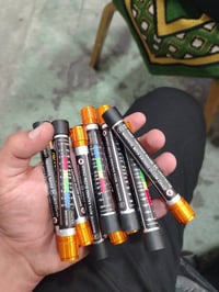 قلم فحص • أصلي • كمية محدودة