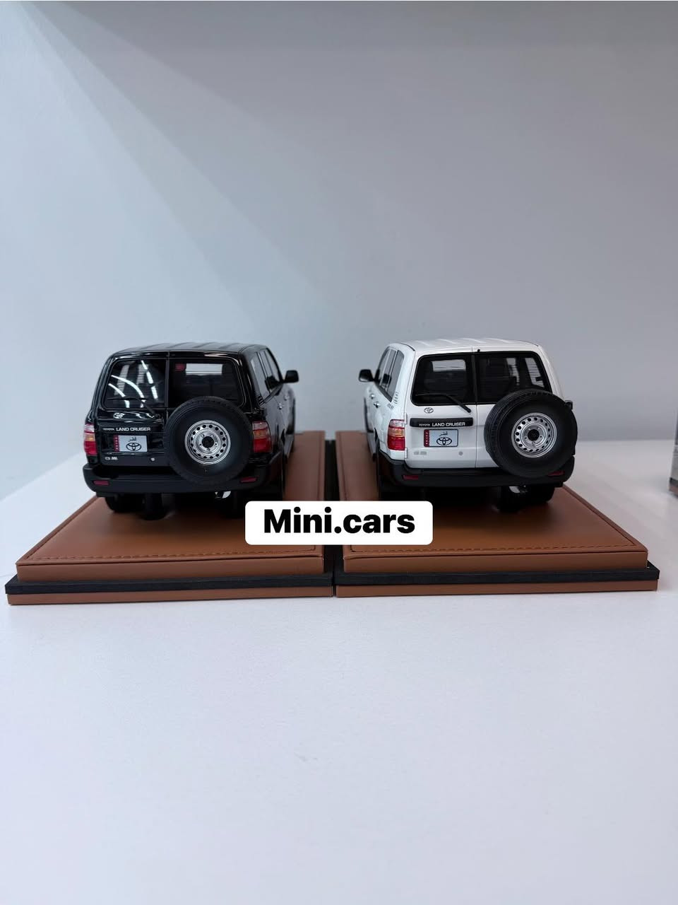 TOYOTA LAND CRUISER G 1998

Scale : 1/18

 (free delivery inside Erbil)

WhatsApp: +9647504702207

‎التوصيل لجميع مناطق اربيل مجانا

‎گەیاندن بەخۆرایە بۆ ناو شاری هەولێر
