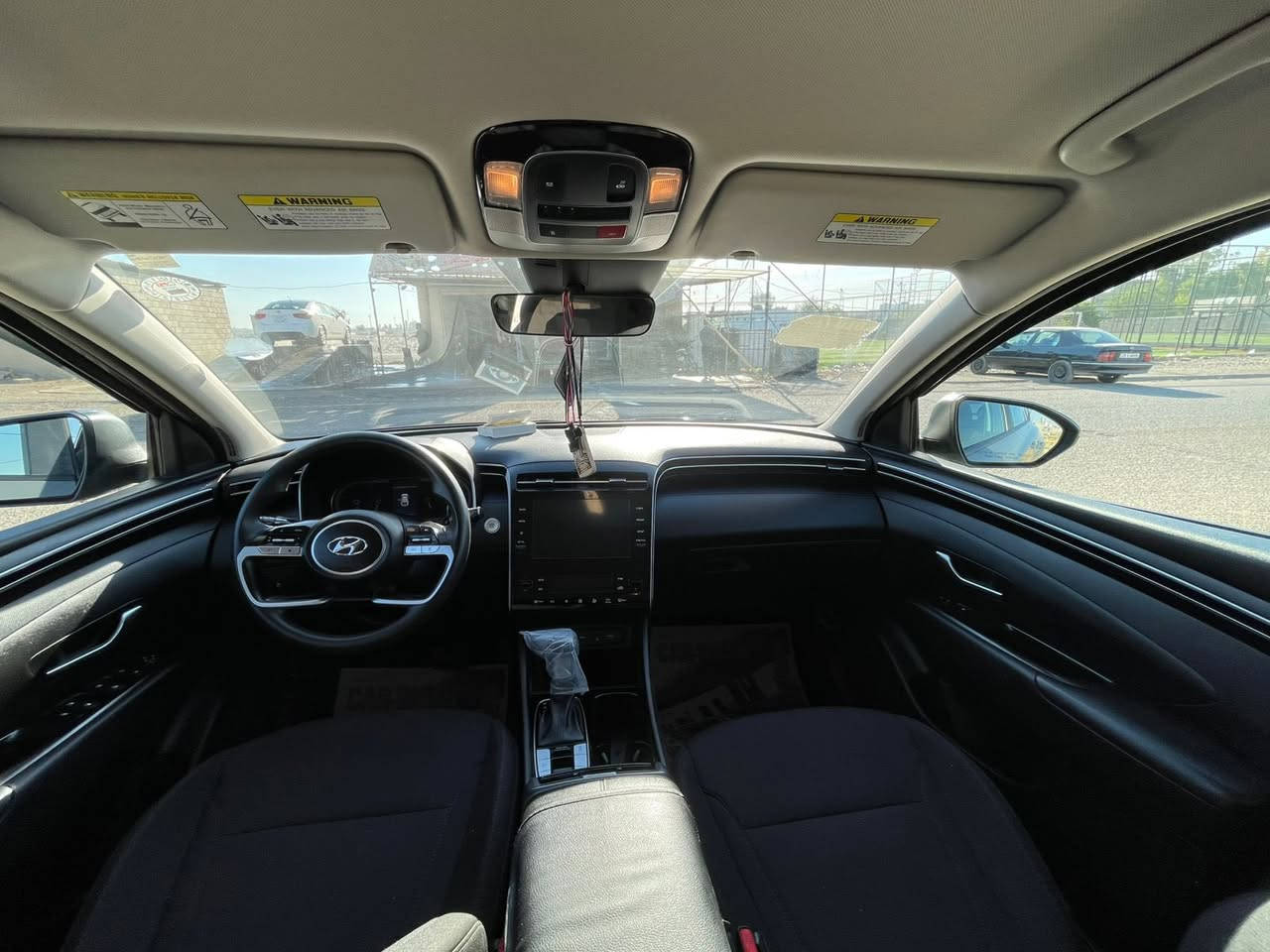 السلام عليكم توسان 24
سمنتي 

المواصفات
تبريد لمس 
تبريد قطعتين 
فول بصمات
شاشة كبيرة 
كامرة دوارة
بصمة صندوك
ترحيب عند الاقتراب
دخول ذكي 
بصمة ابواب
سايد بريك بصمة
محرك 2500 🚀 
اوتو هولد 
تشغيل عن بعد
رادار امامي
رادار خلفي
رادار جانبي
تدفئة كشنات
ويل كب 
تحديد مسار
قيادة ذاتية
توقف ذاتي 
تنبيه عند مغادرة المسار
كروس سرعة
وضعيات قيادة
لايتات زنون
نزول منحدرات
وبعد هواي مواصفات بيها
ماشية 48 
سيارة جاهزة وكاملة بدون نقص
رقم اربيل با اسمي السنوية احولك سنوية 
السيارة جديدة على كد الدوام وارجع مال بيت تجي وتشوف بعيونك 
حادث قبق الصندوك راجع على البارد
وقطعتين اكلير امريكا جاملغ وباب جهت السكن 
مكان بغداد القاهرة
***********
السعر  207 وبيها مجال حك الجية
