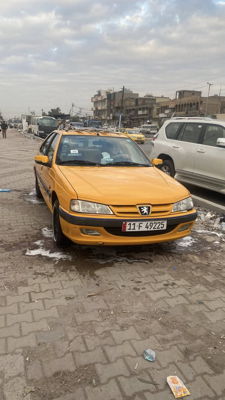 السلام عليكم بيجو بارص ١٨   كير مكينه تبريد خير من الله.  شاشه تحكم ستيرن  سياره ادامه جديد درايم شفت وصدر امامي خلفي كله جديد  ***********
