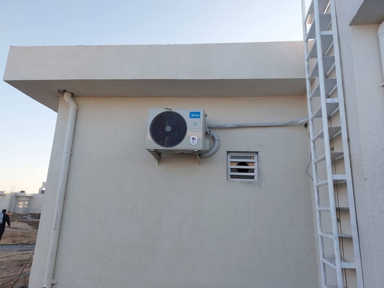 ❄️ تنظيف السبلت ❄️ و تنصيب
خدمة تنظيف السبلت بالكامل
✔️ تنظيف القطعة الداخلية
✔️ تنظيف القطعة الخارجية
✔️ إزالة الأتربة والدهون
✔️ تحسين التبريد 

⭐ شغل نظيف وسريع

📍 الخدمة متوفرة داخل المدينة
📞 للحجز والاستفسار راسلنا خاص أو اتصل
*********** واتساب
*********** واتساب
