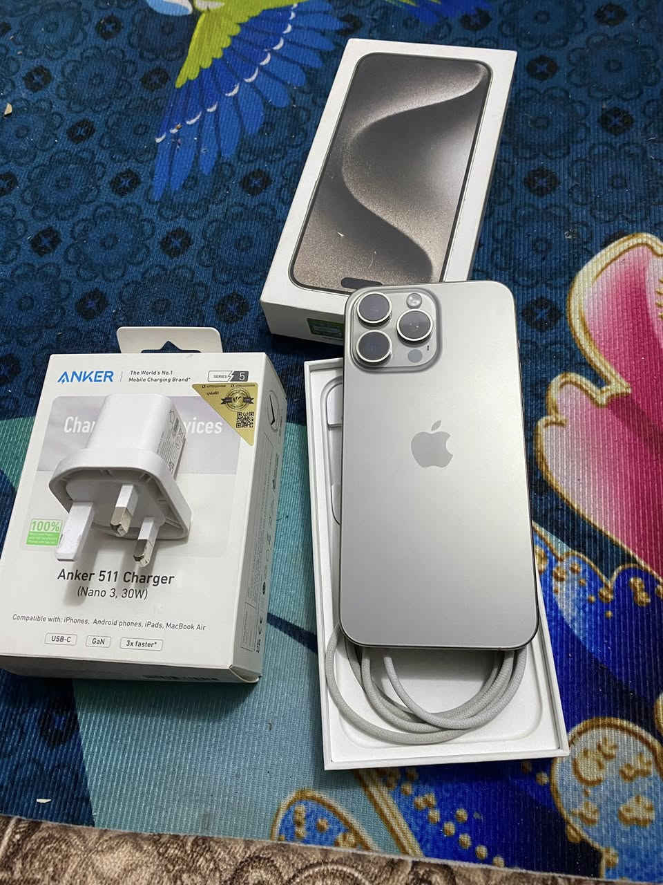 السلام عليكم
جهاز 15 برو ماكس شرق اوسط تك شريحه 
بطاريه 90 
ذاكره 256
جهاز مابي شخط واحد ولا واصل لبو محل ولا داخل تصليح جهاز جان استعمال فقط منزلي
وين مايعجبك اخذه وفحص وذا جان بي شخط واحد الجهاز يرجع 
ويا شاحنه انكر  
عنواني طويريج
  الي يحب يتواصل موجود ع الرقم
***********
***********
