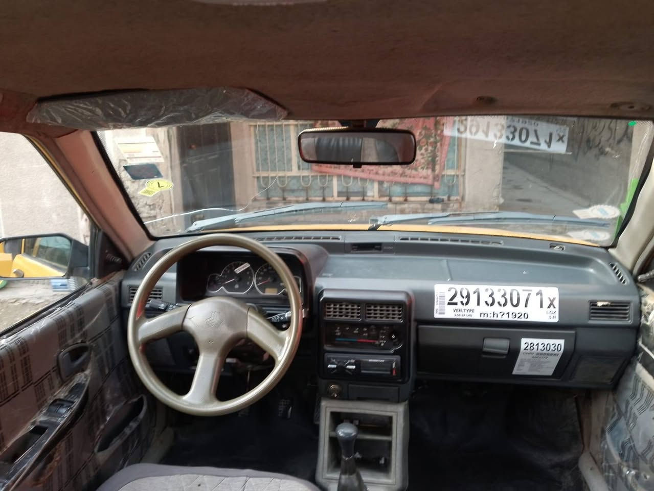 السلام عليكم سايبا للبيع موديل 2011 كما موضح بالصور سيارة بيها خيط تبخير وكير خير من الله سيارة حلوه راعية بغداد رئاسة العبيدي ومكان السيارة الكمالية سعر السيارة 26 ورقة وبيها مجال الاتصال على رقم ***********
