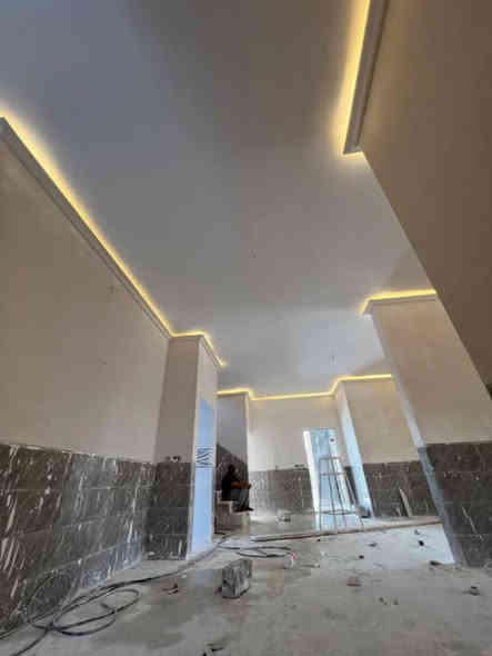 السلام عليكم كادر لباخين من الموصل جص موصل كرسته وعمل شغل نضيف وسريع شغل مساطر ع الكبان ***********
