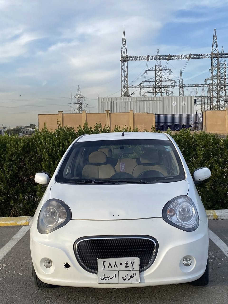 ***********
جيلي پاندا ٢٠١٣ 
سعر فقت ٥٠ 
سيارة بشرط تحويل محرك گير تبريد
